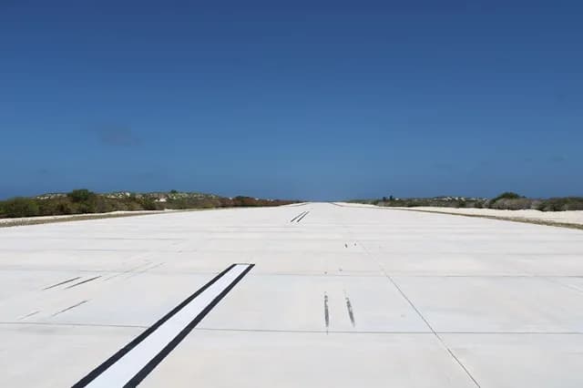 Panorama infrastruktury portu Assomption Airport