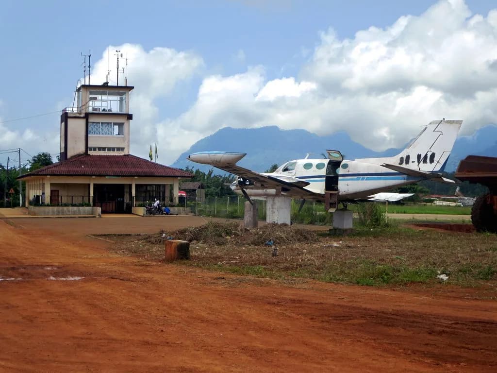 Panorama infrastruktury portu Principe Airport