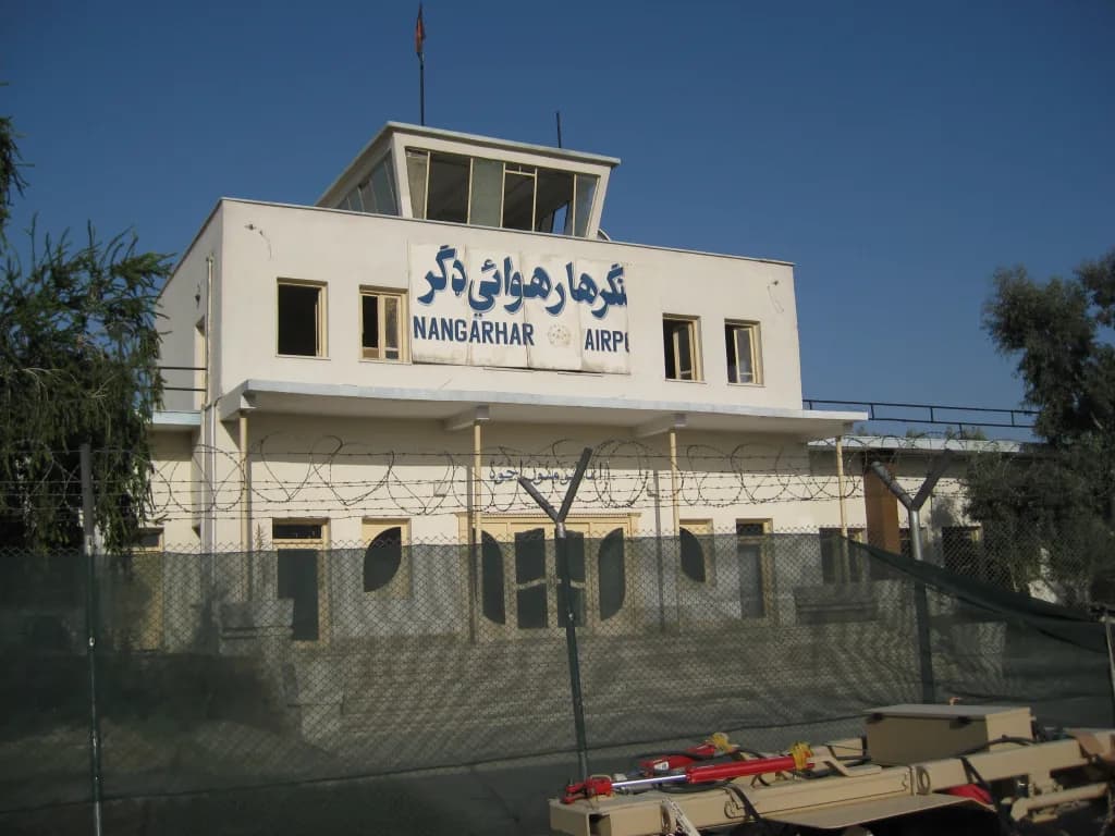 Panorama infrastruktury portu Jalalabad Airport