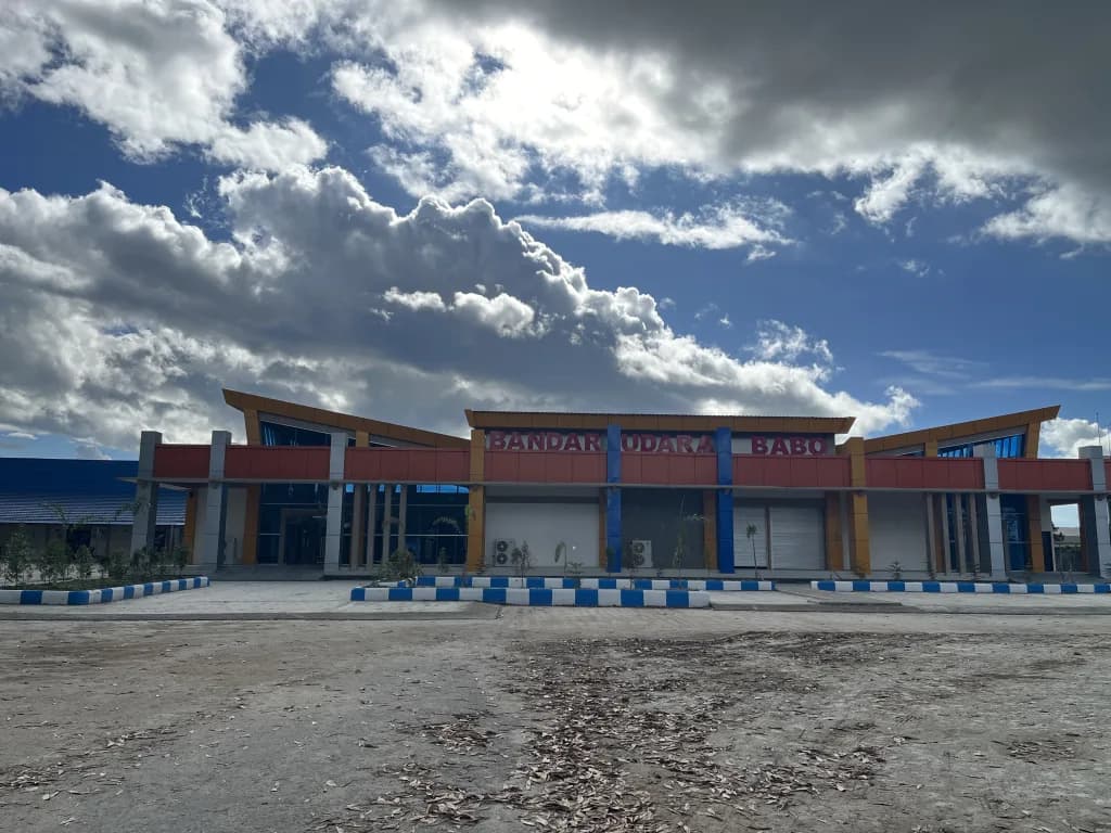 Panorama infrastruktury portu Babo Airport