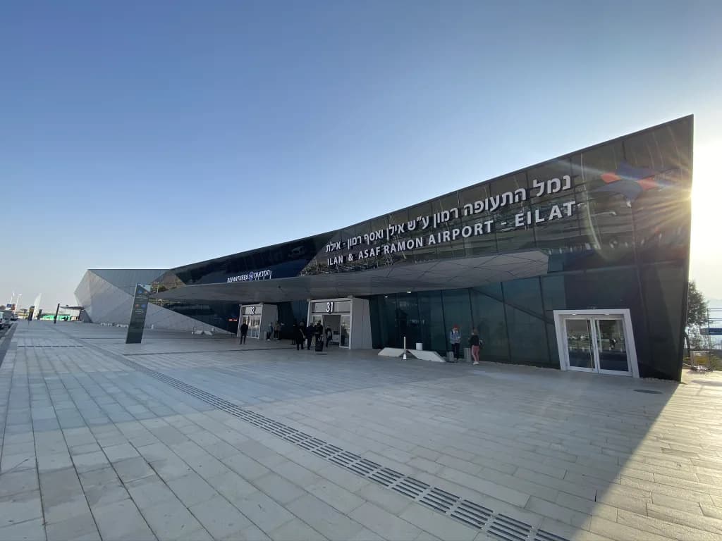 Panorama infrastruktury portu Ramon International Airport