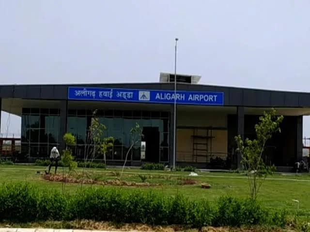Panorama infrastruktury portu Aligarh Airport