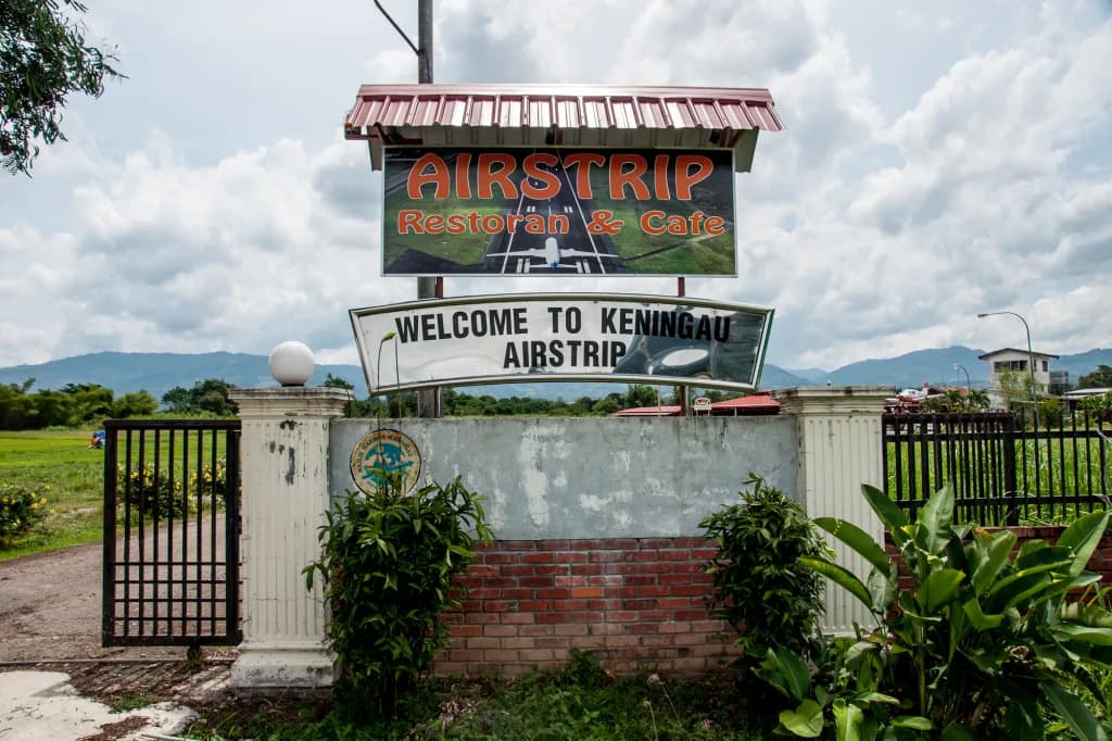 Panorama infrastruktury portu Keningau Airport