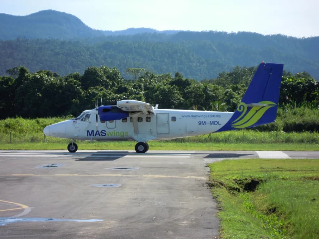 Panorama infrastruktury portu Lawas Airport