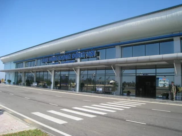 Panorama infrastruktury portu Dong Hoi Airport