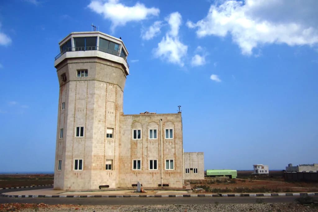 Panorama infrastruktury portu Socotra Airport