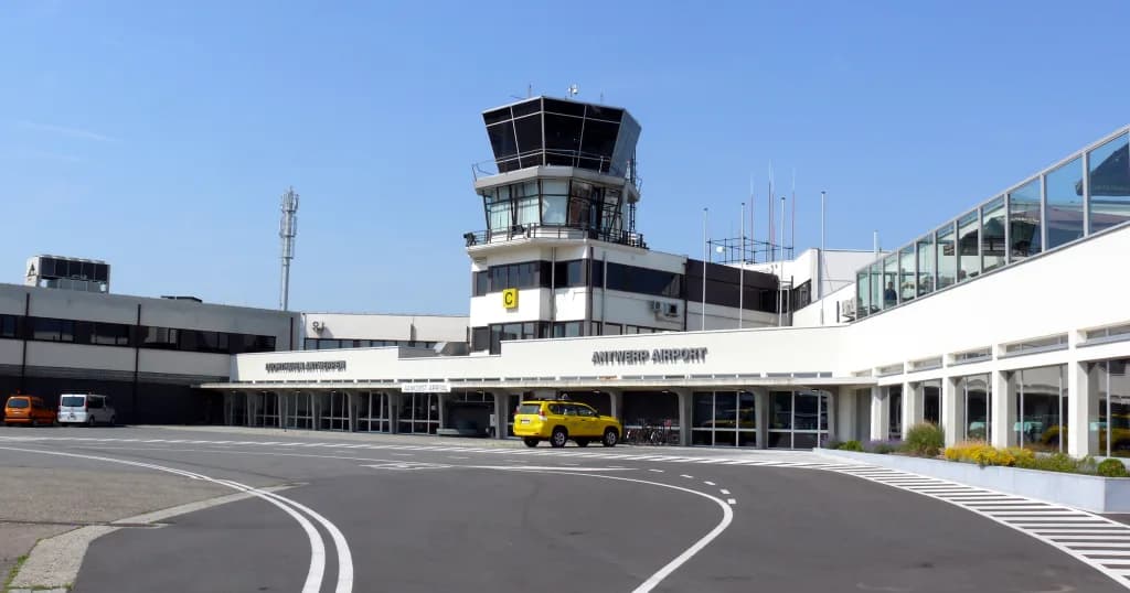 Panorama infrastruktury portu Antwerp International Airport (Deurne)