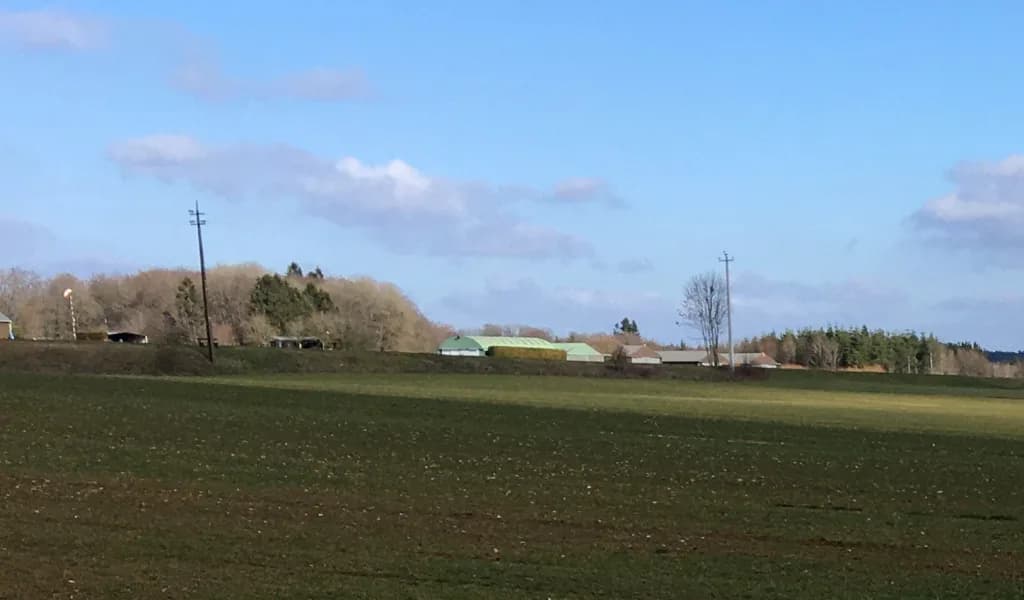 Panorama infrastruktury portu Arlon-Sterpenich Ultralight Airfield