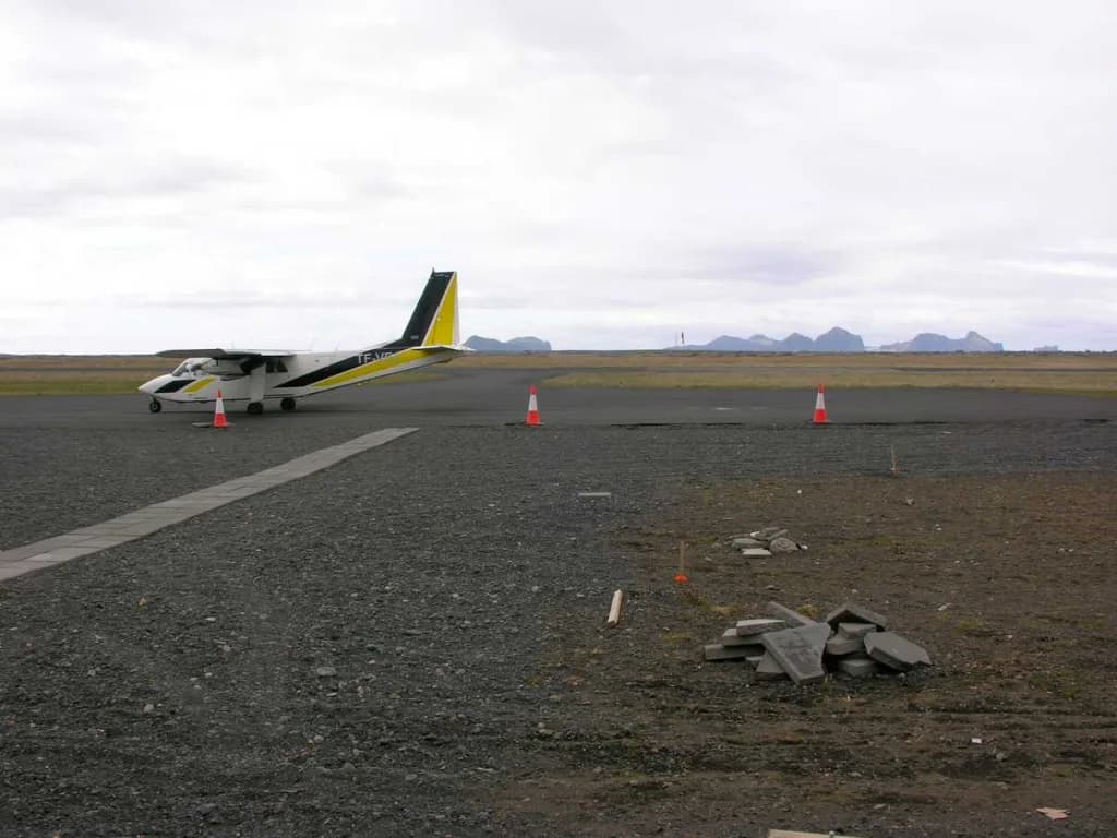 Panorama infrastruktury portu Bakki Airport