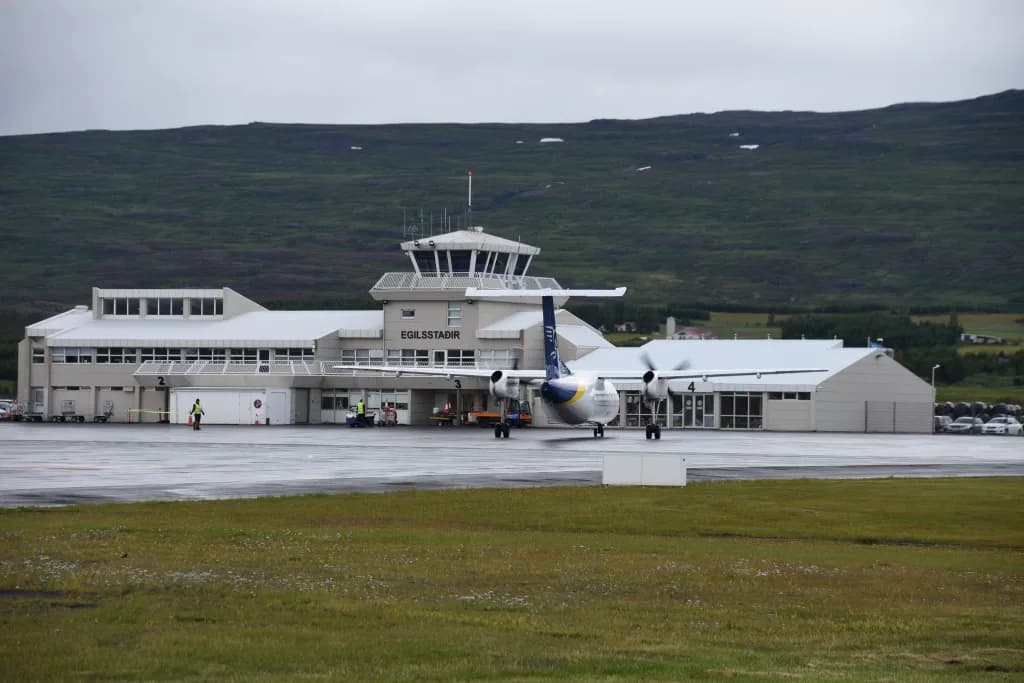Panorama infrastruktury portu Egilsstaðir Airport