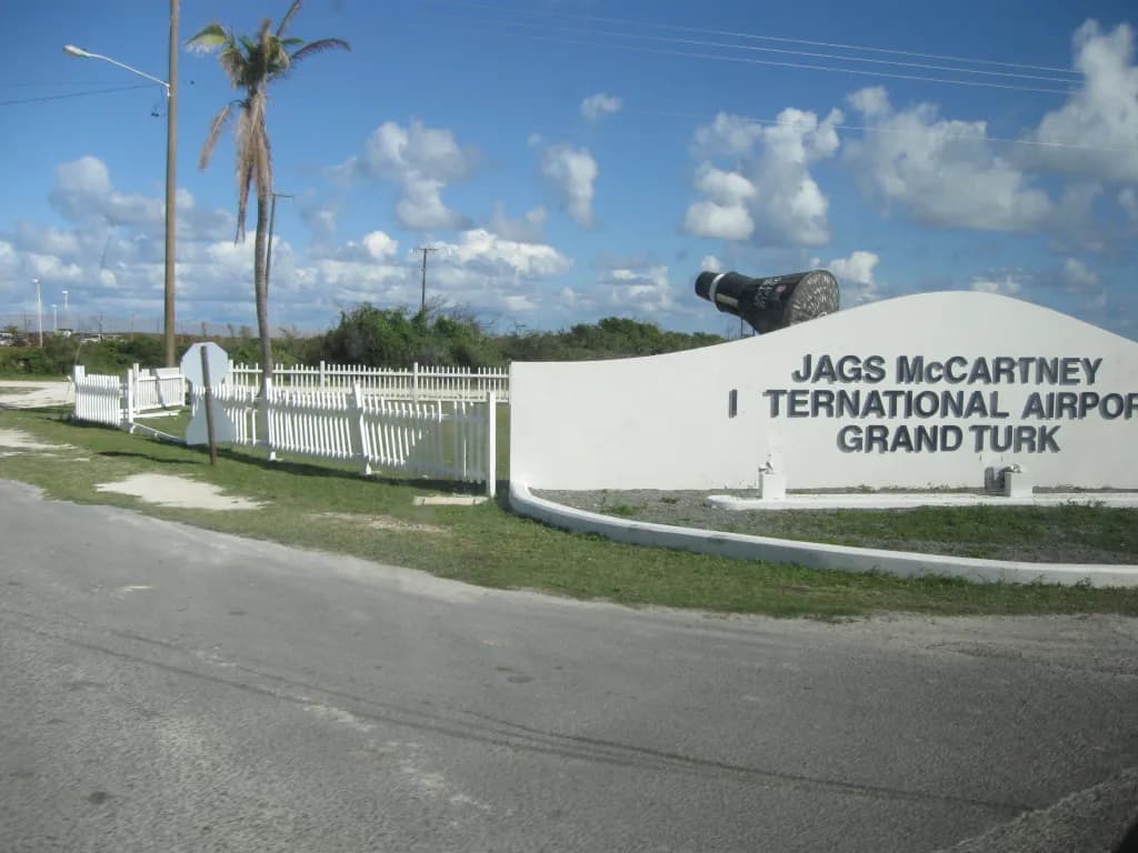 Panorama infrastruktury portu JAGS McCartney International Airport