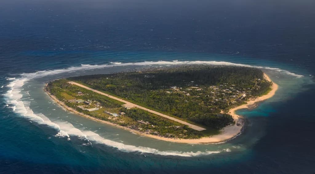 Panorama infrastruktury portu Ulithi Airport