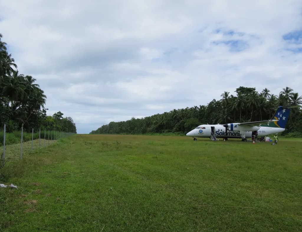 Panorama infrastruktury portu Ngorangora Airport