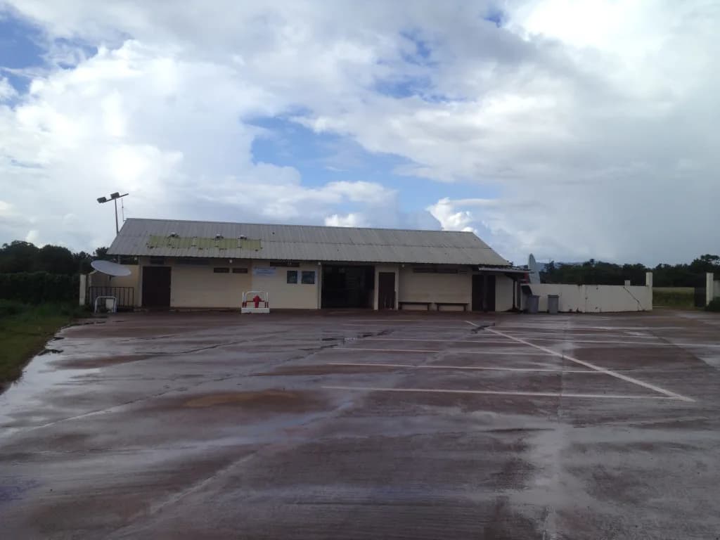 Panorama infrastruktury portu Maripasoula Airport