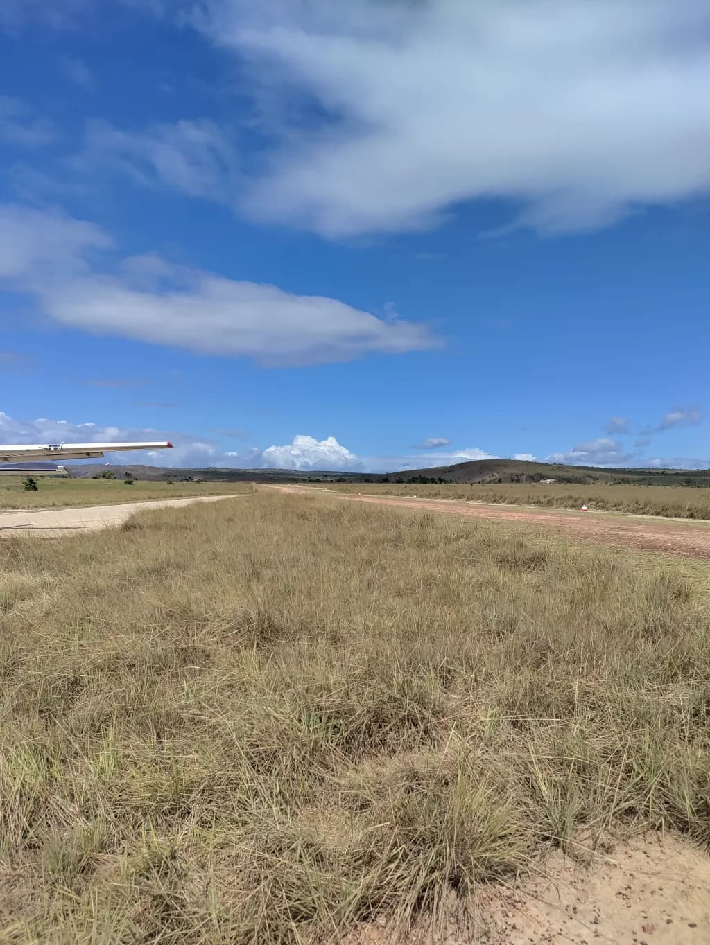 Panorama infrastruktury portu Orinduik Airport