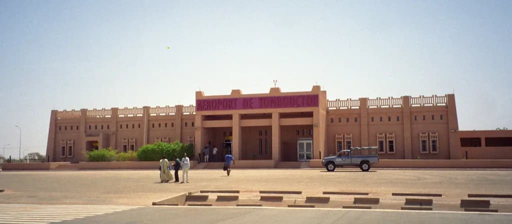Panorama infrastruktury portu Tombouktou Airport: Klucz do Tajemnic Timbuktu