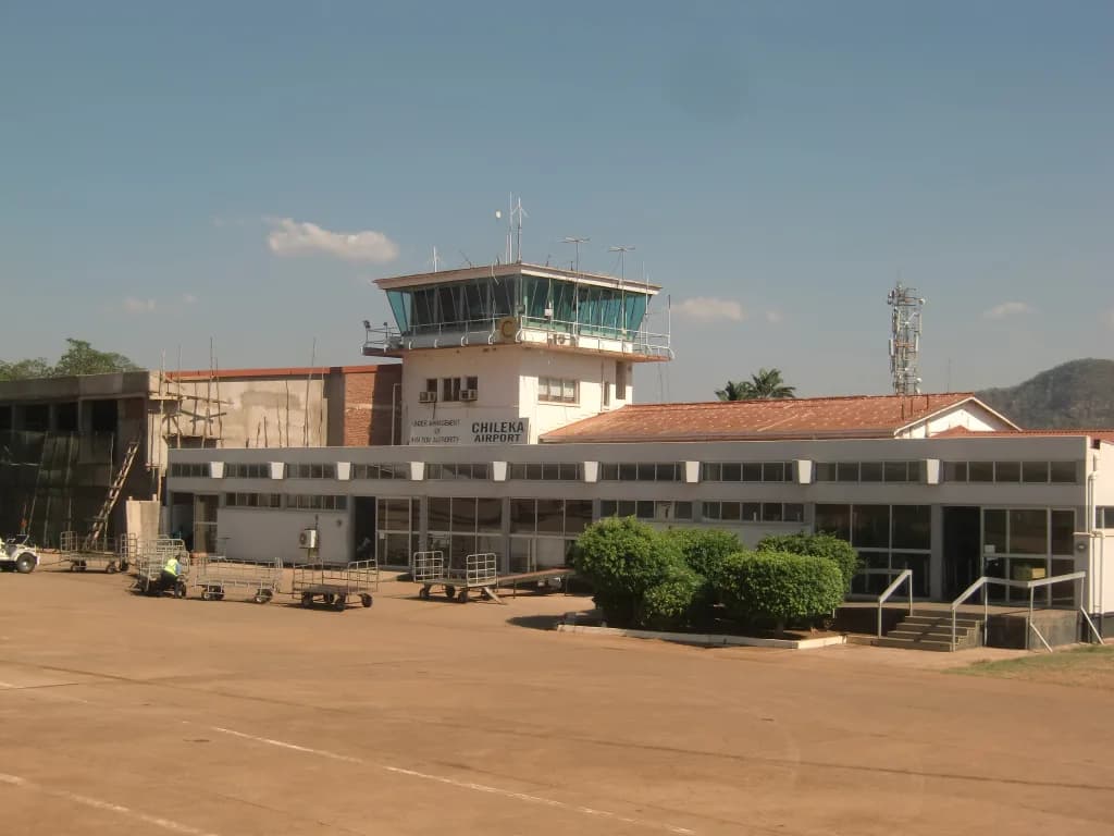Panorama infrastruktury portu Przewodnik po Chileka International Airport (BLZ)