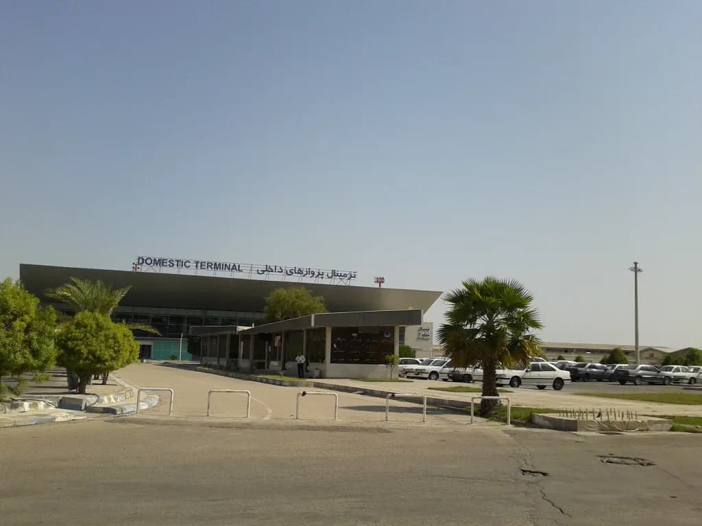 Panorama infrastruktury portu Odkryj Bandar Abbas International Airport: Przewodnik po Porcie Lotniczym