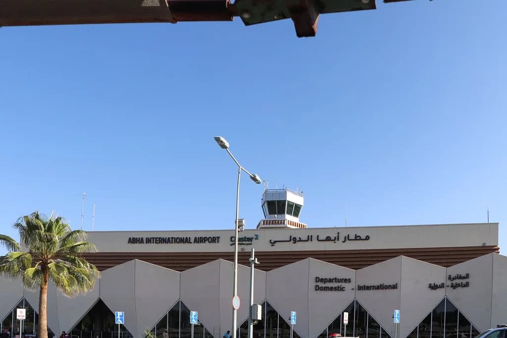 Panorama infrastruktury portu Abha International Airport: Przewodnik po wyjątkowym porcie lotniczym