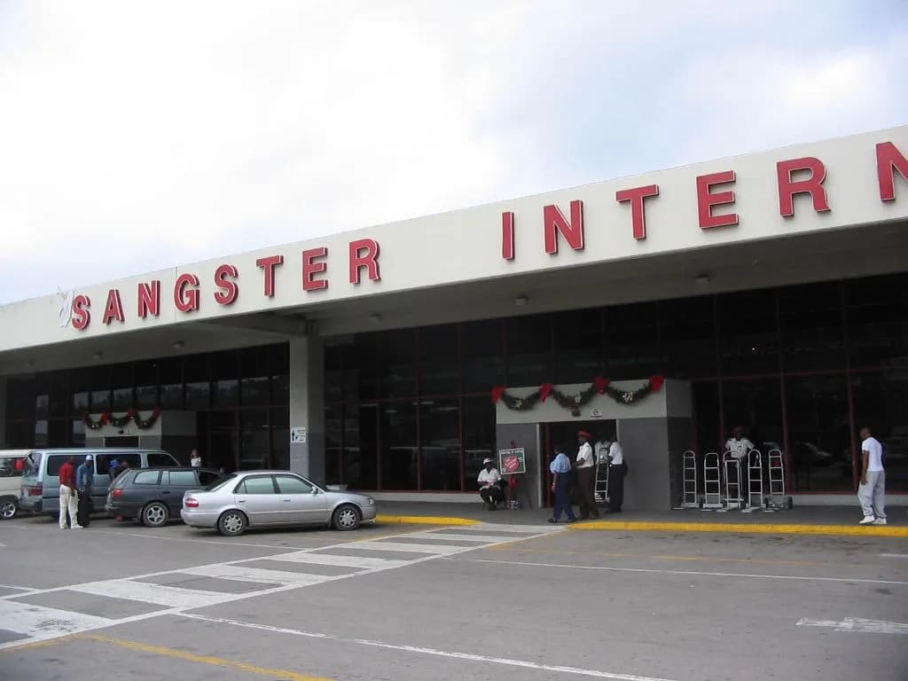 Panorama infrastruktury portu Odkryj Sangster International Airport: Twój przewodnik po MBJ