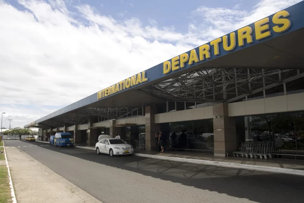 Panorama infrastruktury portu Przewodnik po Nadi International Airport - Twoje okno na Fidżi